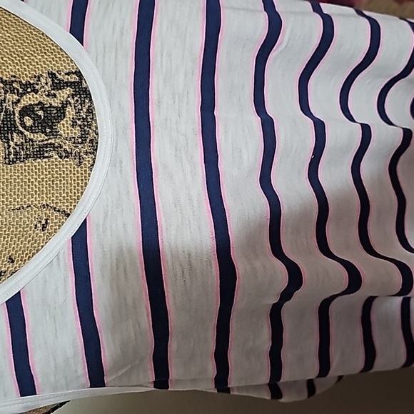 NWT xxl white, hot pink, and navy stripes easy fit gap tank top. - Picture 2 of 4